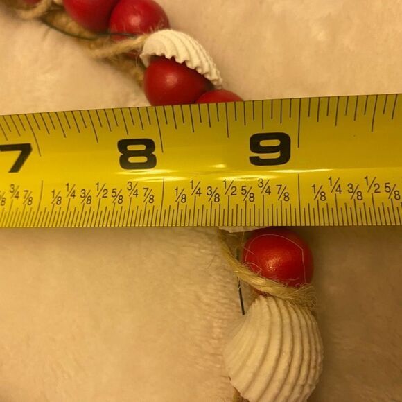 Handcrafted Seashell and Red‎ Beads Christmas Holiday Wreath 9” - Picture 11 of 11